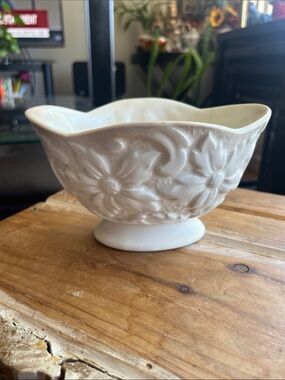 White Floral Relief Ceramic Pedestal Bowl - Home Art Ceramic